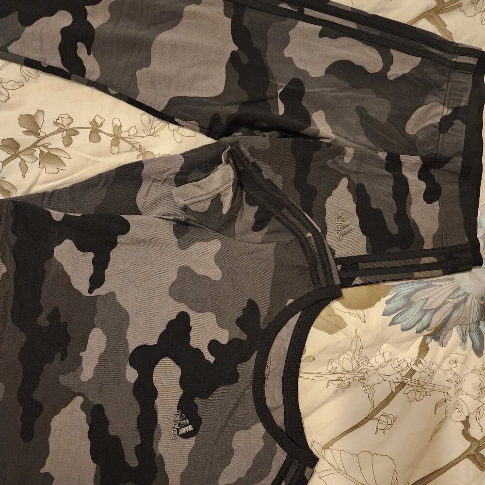 Adidas Camouflage Fitted Set